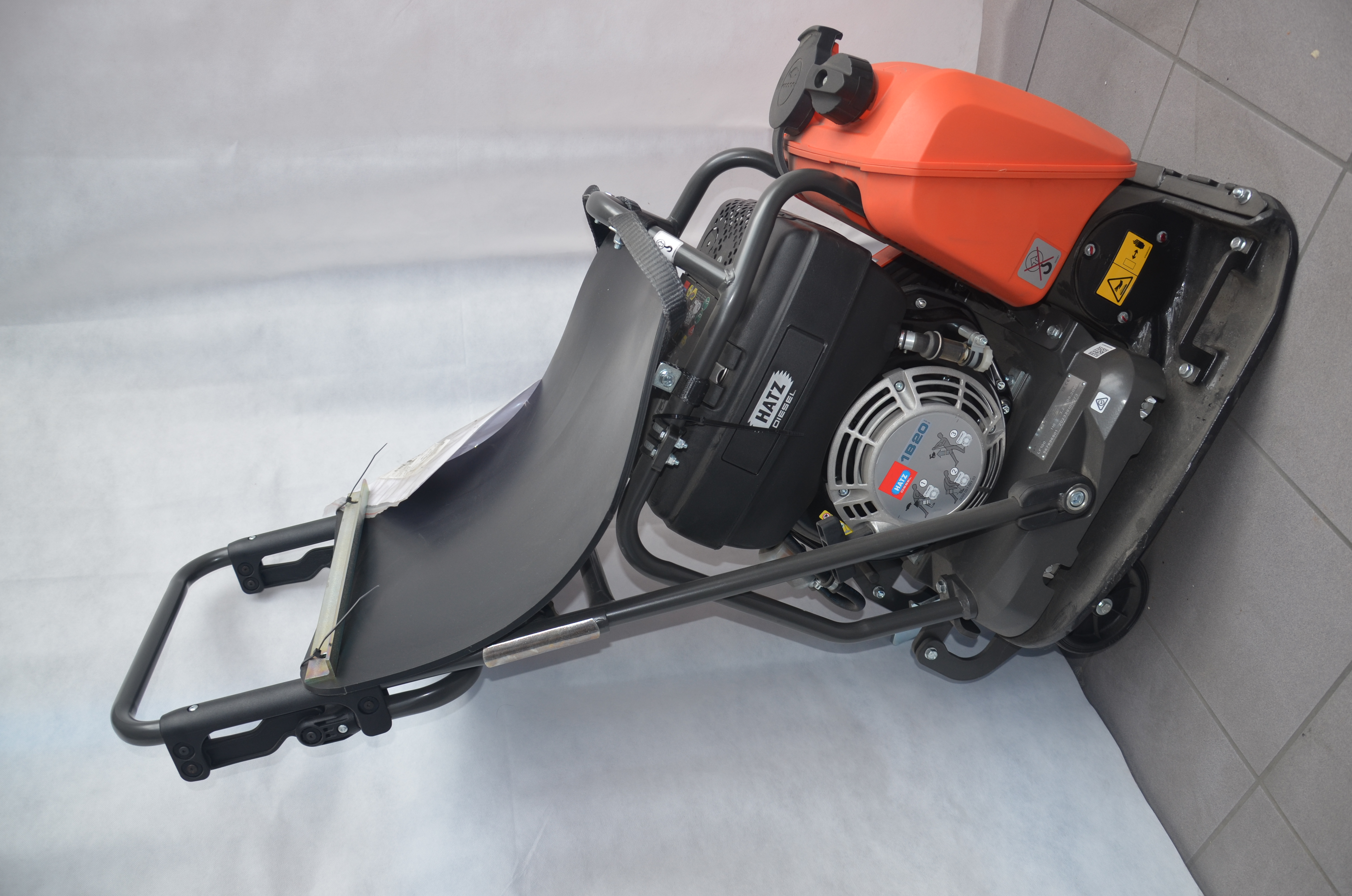 Husqvarna LF 100 LAT 0 Hatz